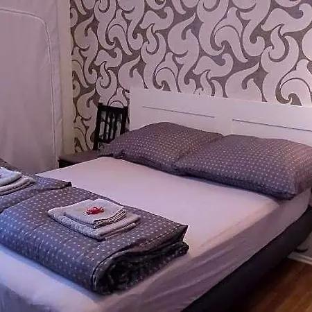 Gallys Hotel 4*